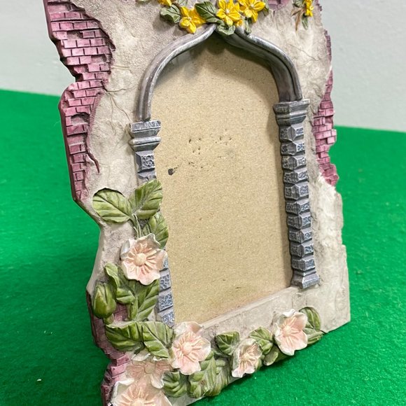 Vintage Floral Picture Frame, Handmade Tabletop, Wall Hanging Photo Frame - Picture 11 of 11